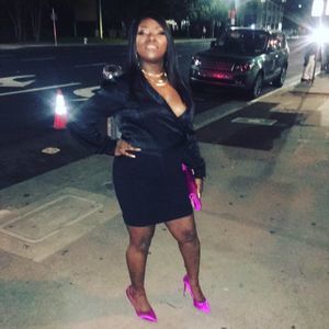 Meet your Posher, Ebony